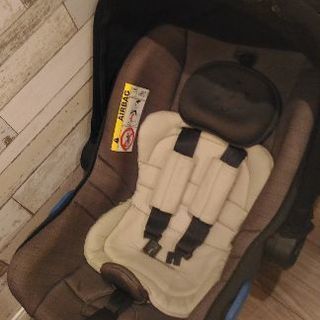 Apricaの軽量チャイルドシート＋ISOFIX
