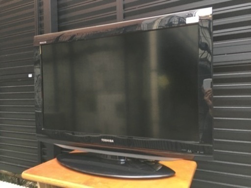 ★東芝 LED REGZA 32V型液晶テレビ 32AE1
