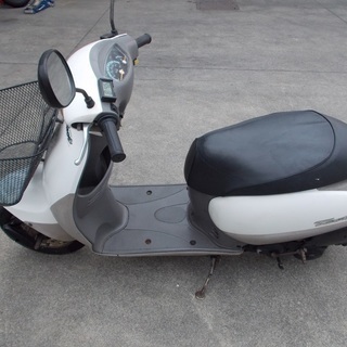 中古ホンダタクト　走行４９８４㌔㍍　箱入り新品バッテリーつけます。の画像