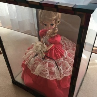 レトロ フランス人形 ガラスケース入りの画像
