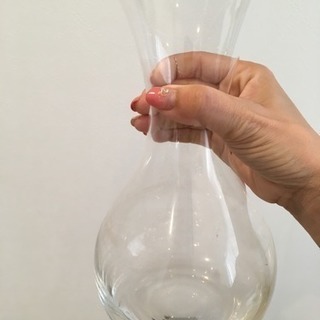 ワインのデキャンタージュ用ボトル（カラフェ）の画像