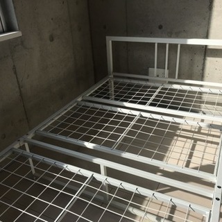 ニトリ パイプベッド 0円の画像