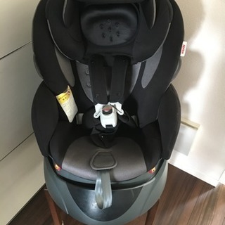 アップリカ   チャイルドシート