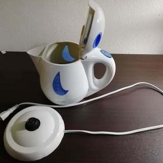 ケトル　1.2リットル 電気ポット 自動湯沸かし器