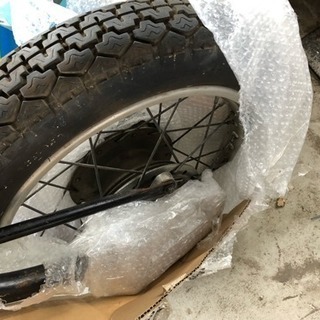 SR400のスィングアーム