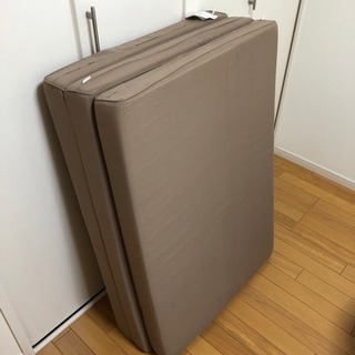 マットレス 三つ折り