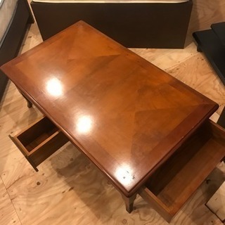 アンティーク♩オシャレなウッドローテーブル