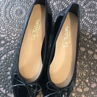【新品未使用】Le Talon ルタロン エナメルローヒールパンプスバレエシューズ 22㎝