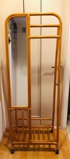 コイズミ 籐製 ハンガー付ミラー