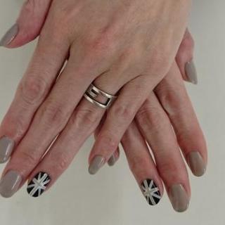 ￥2500ジェルネイル💅