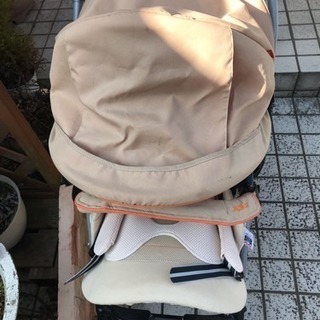 Aprica ベビーカーの画像