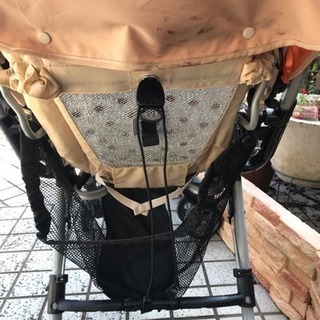 Aprica ベビーカーの画像