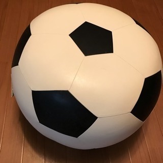 今月中に来てくだされば無料‼️サッカー⚽️スツール