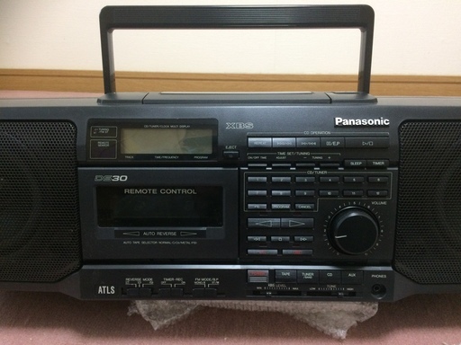 【値下げ済・ポータブルステレオCDラジカセ】 Panasonic製 RX-DS30