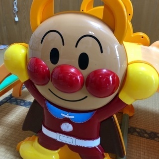 アンパンマン滑り台の画像