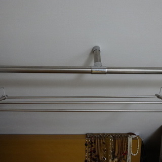 【ステンレス伸縮ハンガー】 洗濯干す際にご利用ください 【引取いただける方】の画像