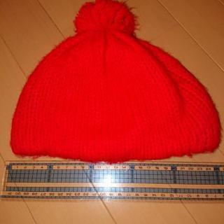無料❗赤色？朱色？ニット帽