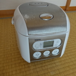 ＳＡＮＹＯマイコンジャー炊飯器　３合炊き