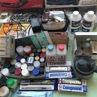 再投稿　新品多数 プラモデル エアブラシ他道具多数の画像