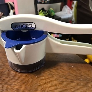 ジューサー