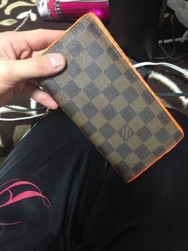 ルイヴィトン 長財布 薄 スーツ