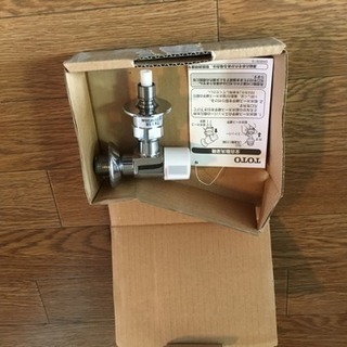 中古TOTO 緊急止水弁付横水栓 ピタットくん TW11Rの画像