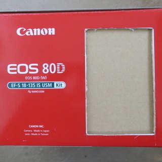 EOS80D（ボディ）中古（おまけ付）の画像