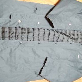LACOSTEのコート