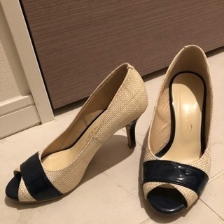 パンプス Sophia Collectionの画像