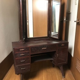 昭和レトロな三面鏡