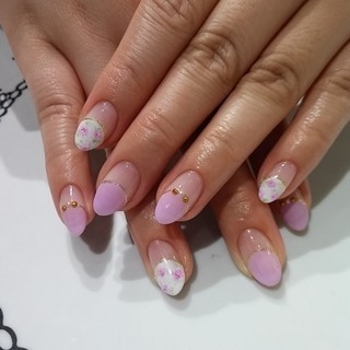 期間限定で再募集☆出張ネイルを行なっております☆