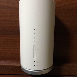 au Speed Wi-Fi HOME L01　HUAWEI【置...