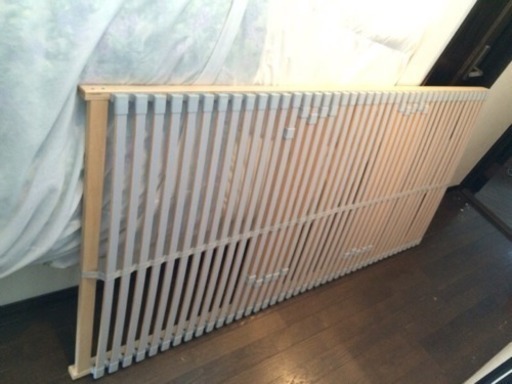 IKEA ベッドベース すのこタイプ
