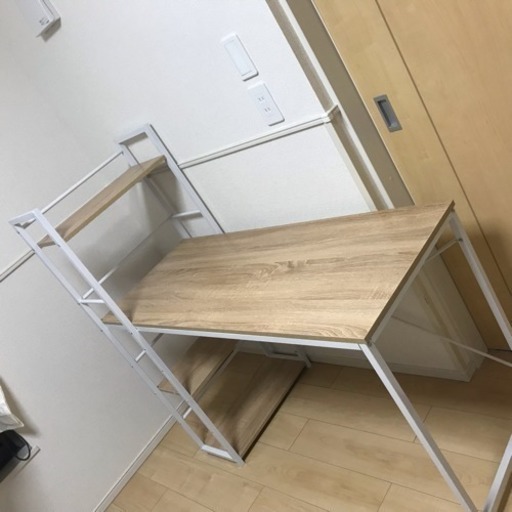 パソコンデスク