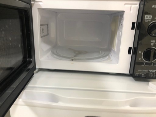★取りに来ていただける方大歓迎★　アイリスオオヤマ　電子レンジ　黒