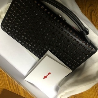 ルブタン  クリスチャンルブタン 財布