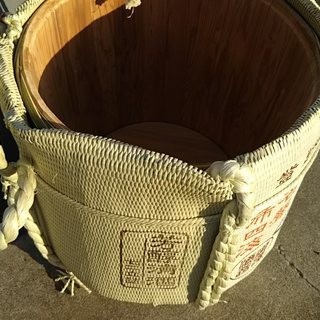 四斗樽　 72リットル　（中身は無し）容器のみ　イベント飾り　植木　漬物　などに最適！の画像