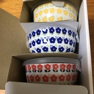 新品未使用 食器3つ