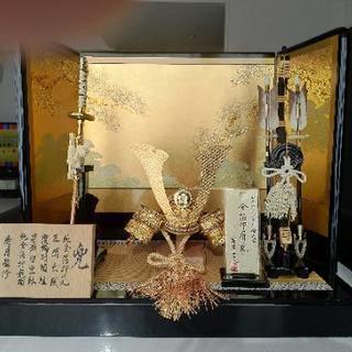 5月人形兜平飾り
