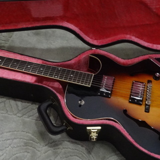 フルアコ　LOAR LH-280 (ES-175タイプ) 美品　トレモロアーム装備　ハードケース付　代引き発送可