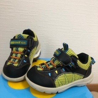 子供のクツ16.0