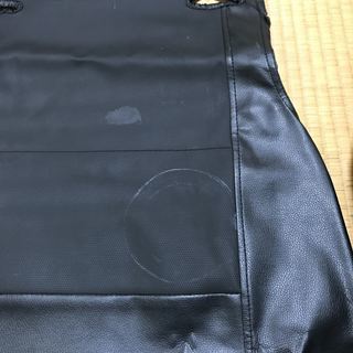 ダイハツCAST専用レザーシートカバー（ラバーマット付）の画像