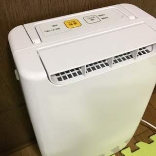 【取引決まりました】衣類乾燥除湿機（2017年製美品