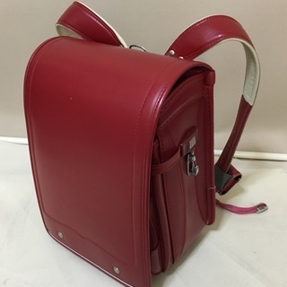女の子用・赤いランドセル🎒