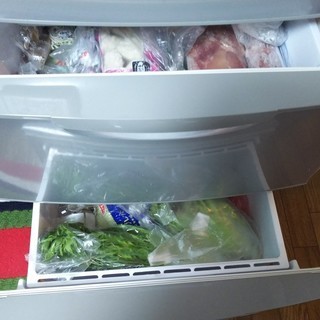 京都 大阪　AQUA冷蔵庫　美品！2014年製  大容量272L 3ドア　引取り限定の画像