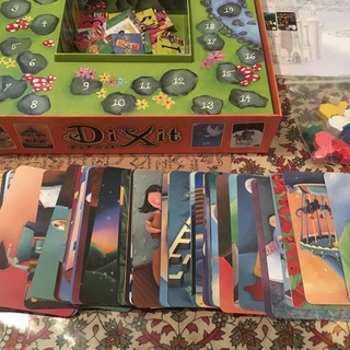 DIXIT ボードゲーム 美品　2/22値下げしましたの画像