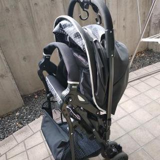 ベビーザらス限定　ベビーカー　ブラックドットの画像
