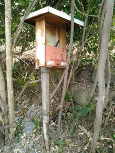 ポスト　田舎の郵便ポスト