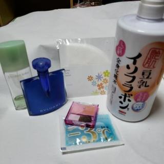 お取引中　香水　フェイスマスク　ボディ化粧水など６点