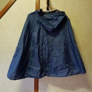 中古品　レインポンチョの画像